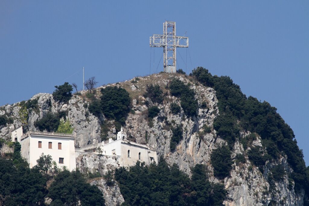 SALERNO aprile 2024 1 Monte San Liberatore e l'antico eremo